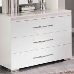 commode dans les options de décoration intérieure