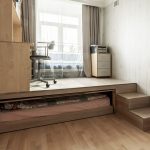lit à l'intérieur du podium