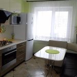 cocina de 9 metros cuadrados con un sofá ideas de decoración