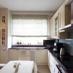 cocina de 9 metros cuadrados con un sofá foto interior