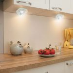 casque rétro-éclairé dans la décoration photo de la cuisine