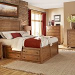 lit de meubles en bois dans la chambre