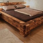 lit de meubles en bois grand