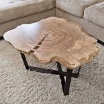 table ovale avec coupe à la scie