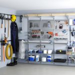 étagères et étagères dans les idées de conception de garage