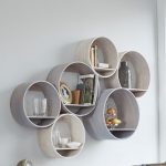étagères au mur types de décoration