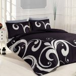 bed zwart