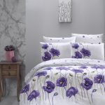 bed met bloemen