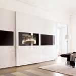 Kleiderschrank weiß
