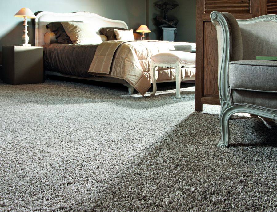 alfombra gris