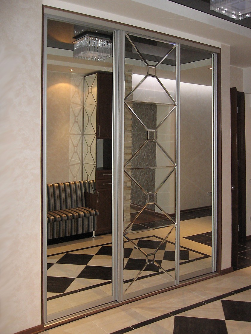 sliding wardrobe with facet photo ideas
