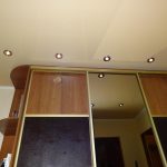 Schiebegarderobe mit Spanndecken-Fotoideen