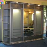 Kleiderschrank mit Lichtdeko Ideen