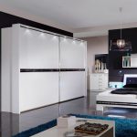 Kleiderschrank mit Lichtdeko Ideen