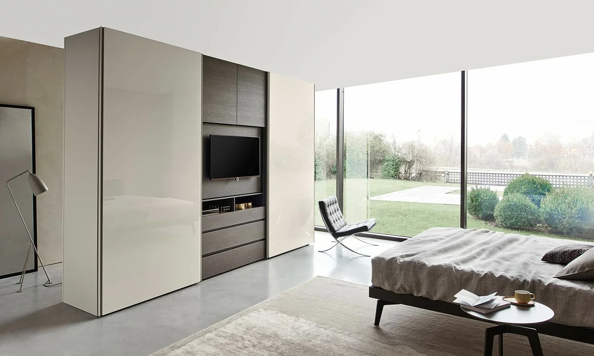 Kleiderschrank mit TV-Design-Ideen