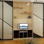 Kleiderschrank mit TV-Fotooptionen
