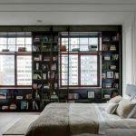 Kleiderschrank rund um die Fensteröffnung Designideen