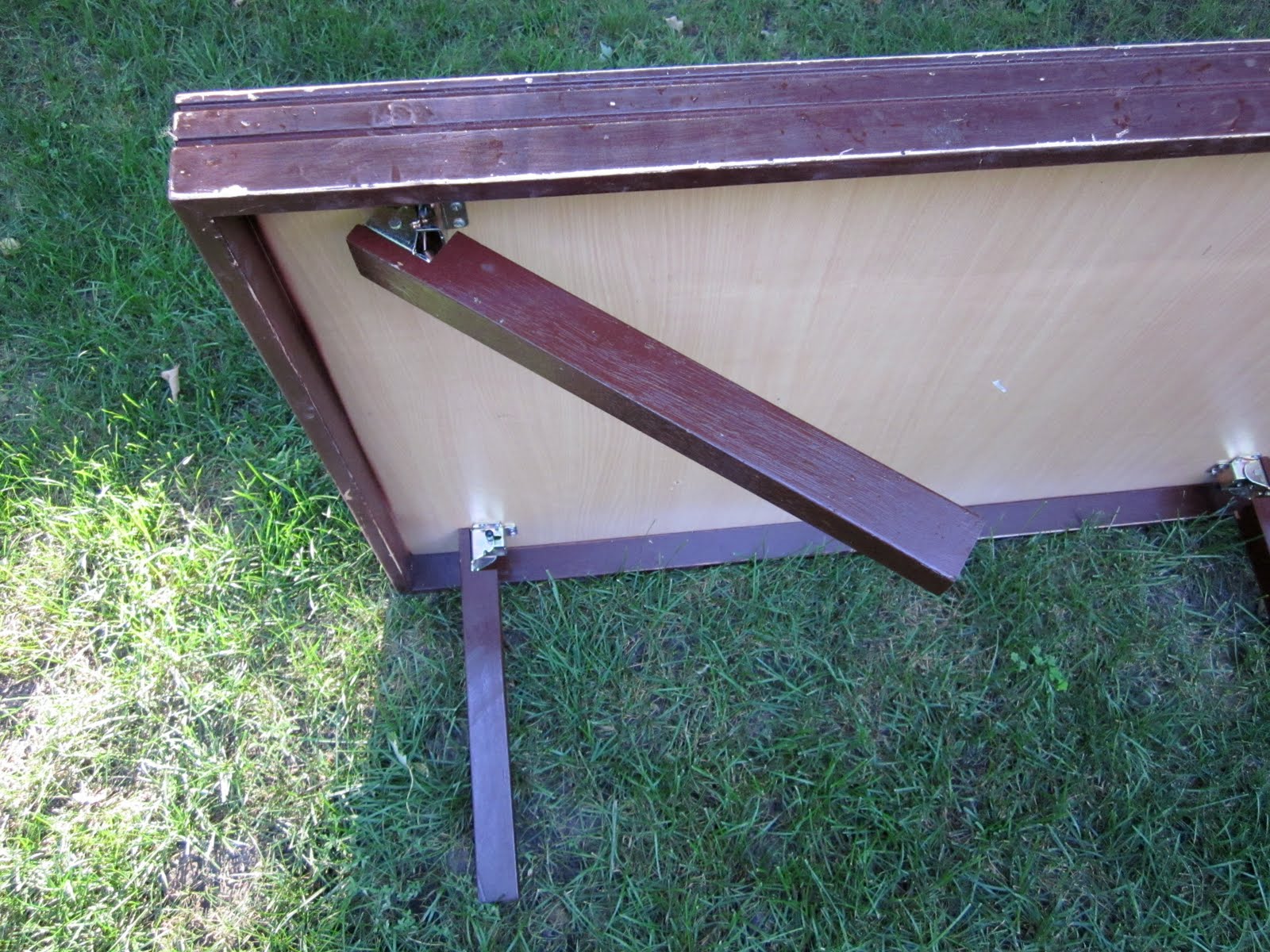 pieds de table pliants
