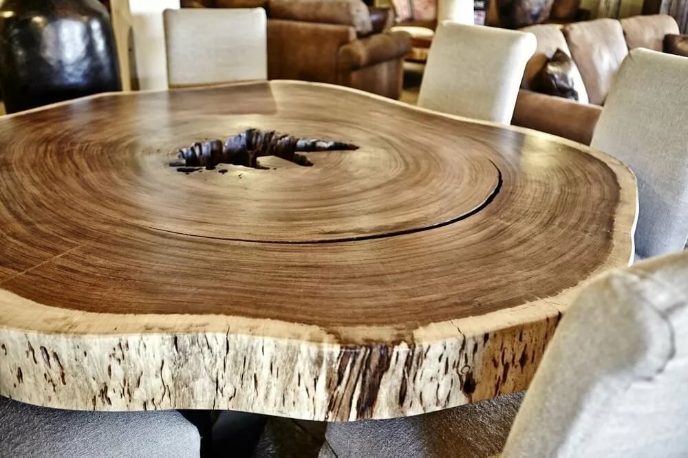 couper du bois pour la table