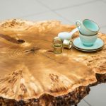 table à manger avec coupe de scie