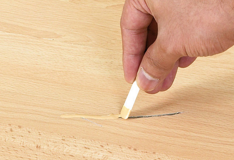 scratch on the countertop