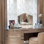coiffeuse avec miroir design photo