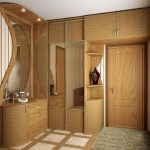 leichter Kleiderschrank