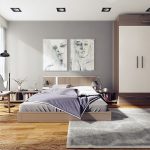 Eckgarderobe mit Portraits