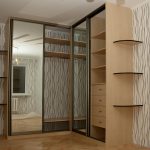 Eckgarderobe im Flur