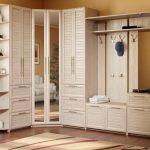 Kleiderschrank im Flur