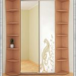 Kleiderschrank im Flur Sandstrahlen