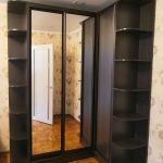 Kleiderschrank im Flur wenge