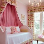baldakijn baby roze