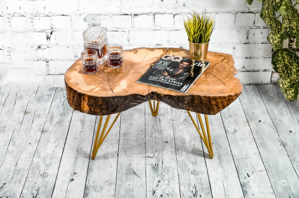 épuisement d'une table à partir d'une coupe de scie
