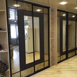 Einbauschrank mit Spanndeckendekor