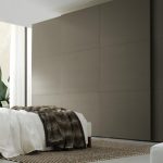Einbauschrank mit Spanndeckenoptionen