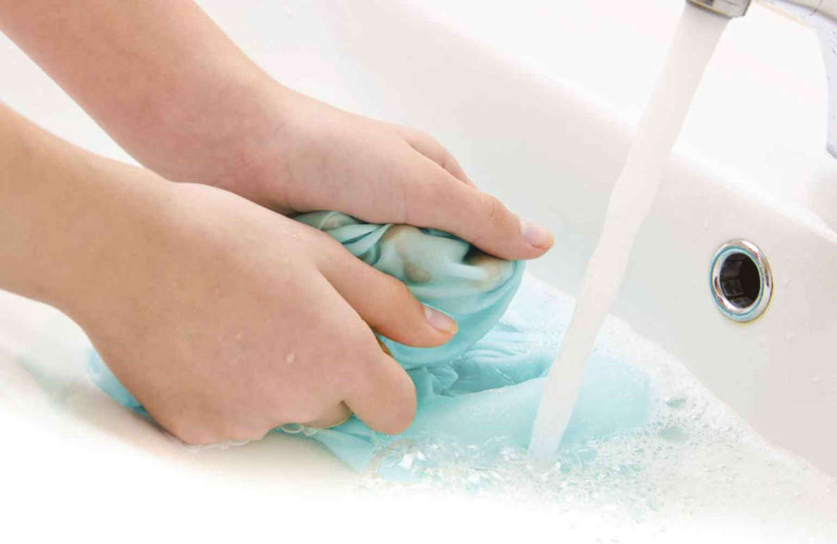 Gouttes de solution d'iode