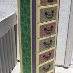 armoire de découpage avec tiroirs