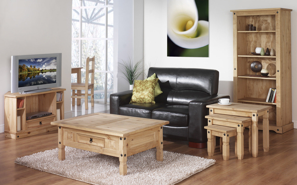 meubles en bois à l'intérieur