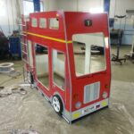 Kinderautobett zweistöckig