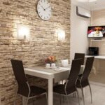mur près de la table dans la photo déco de cuisine