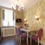mur près de la table dans la photo de l'intérieur de la cuisine