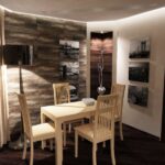 mur près de la table dans la cuisine types de photo