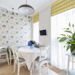 mur près de la table dans la cuisine idées vues