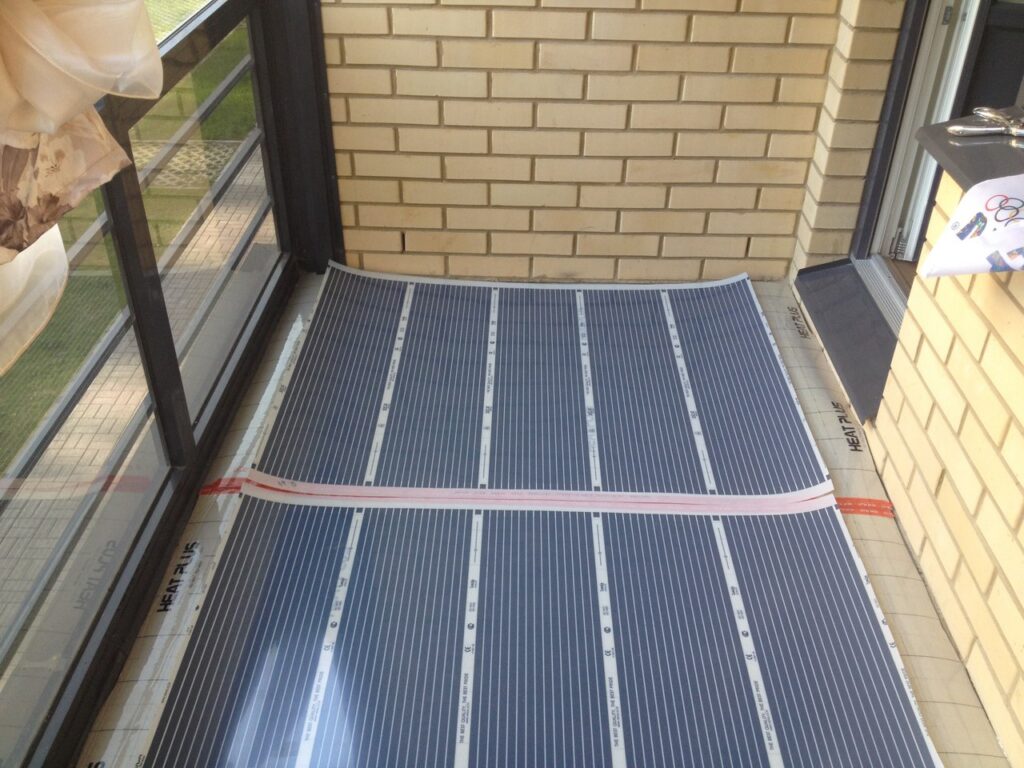 planchers chauds sur le balcon