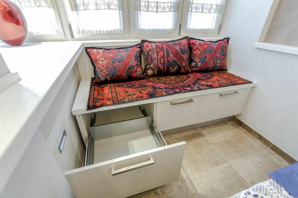 mobilier confortable pour le balcon
