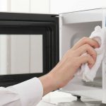 comment nettoyer le micro-ondes