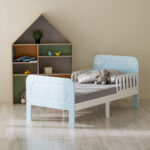 lit simple pour un enfant