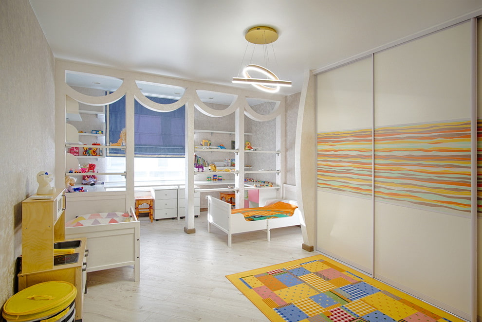 Kleiderschrank fürs Kinderzimmer