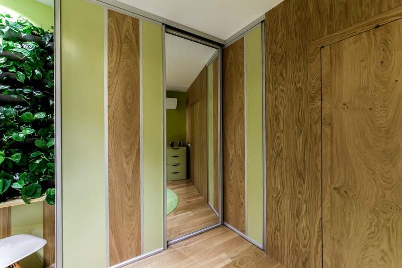 Kleiderschrank im Innenraum